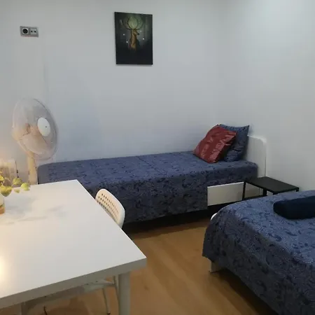 - Girona Vandrerhjem *