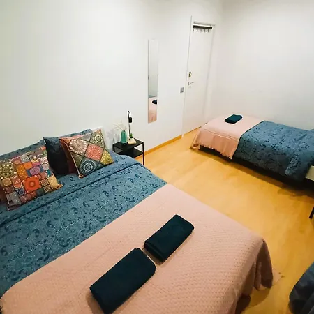 Vandrerhjem - Girona *